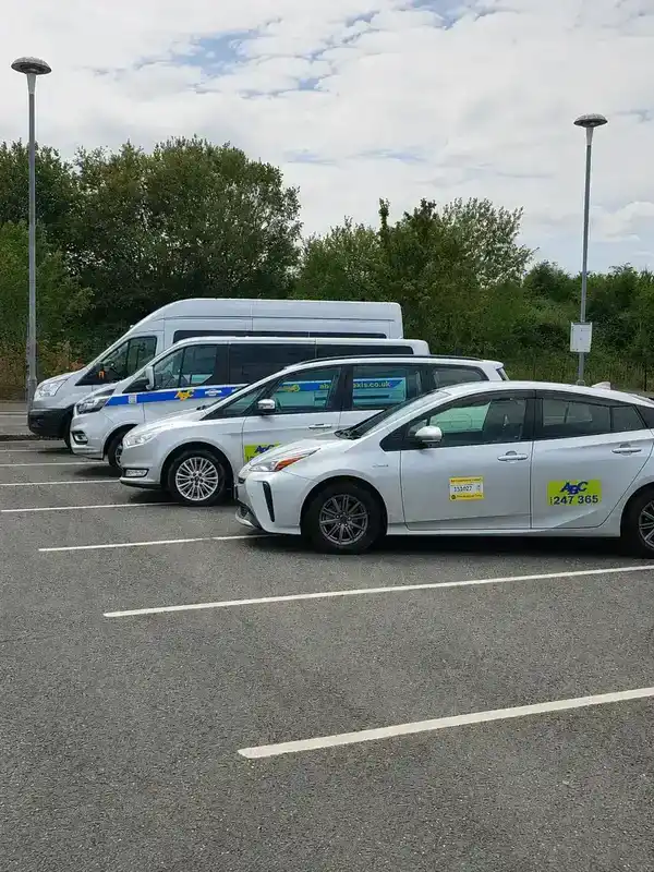 ABC Taxis 247 vehicle for Aylesbury to Luton Airport taxi transfers